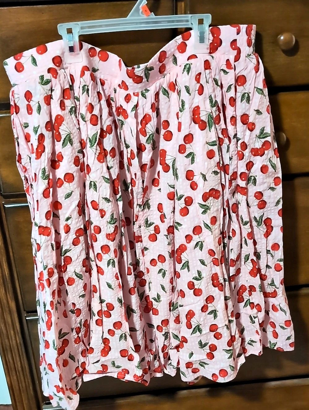 Torrid Retro Pleated Textured Skirt Cherry Print Size 3X NWT
